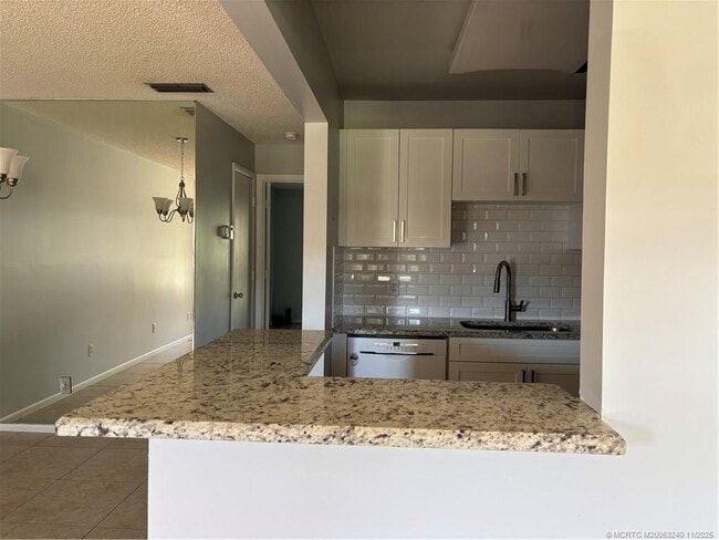 Foto del edificio - 9 Lake Vista Trail