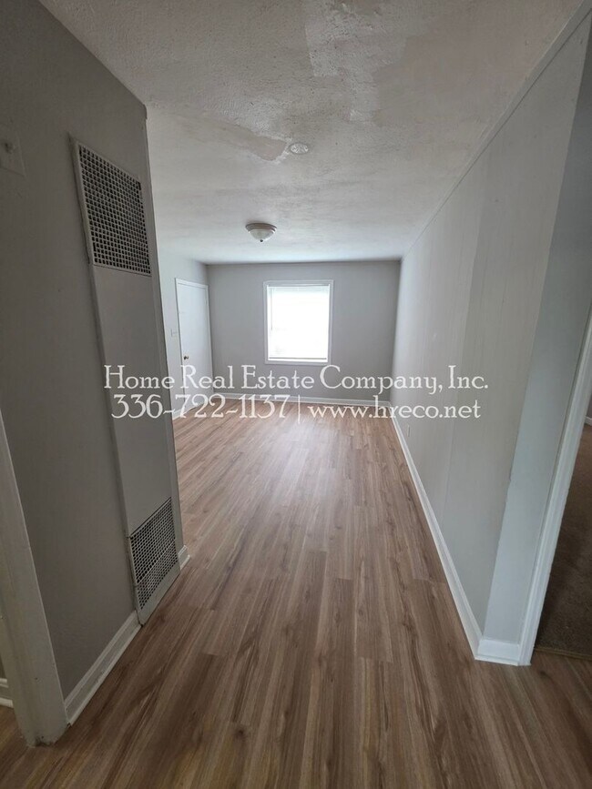 Foto del edificio - 1340 Gray Ave NE