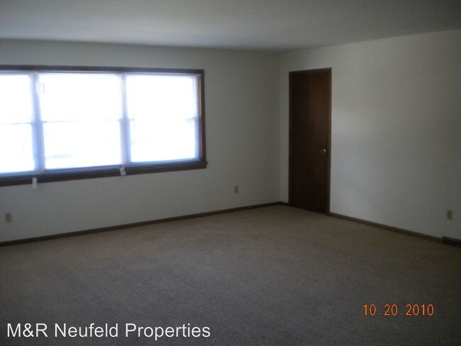 Foto del edificio - 7230 N Port Washington Rd