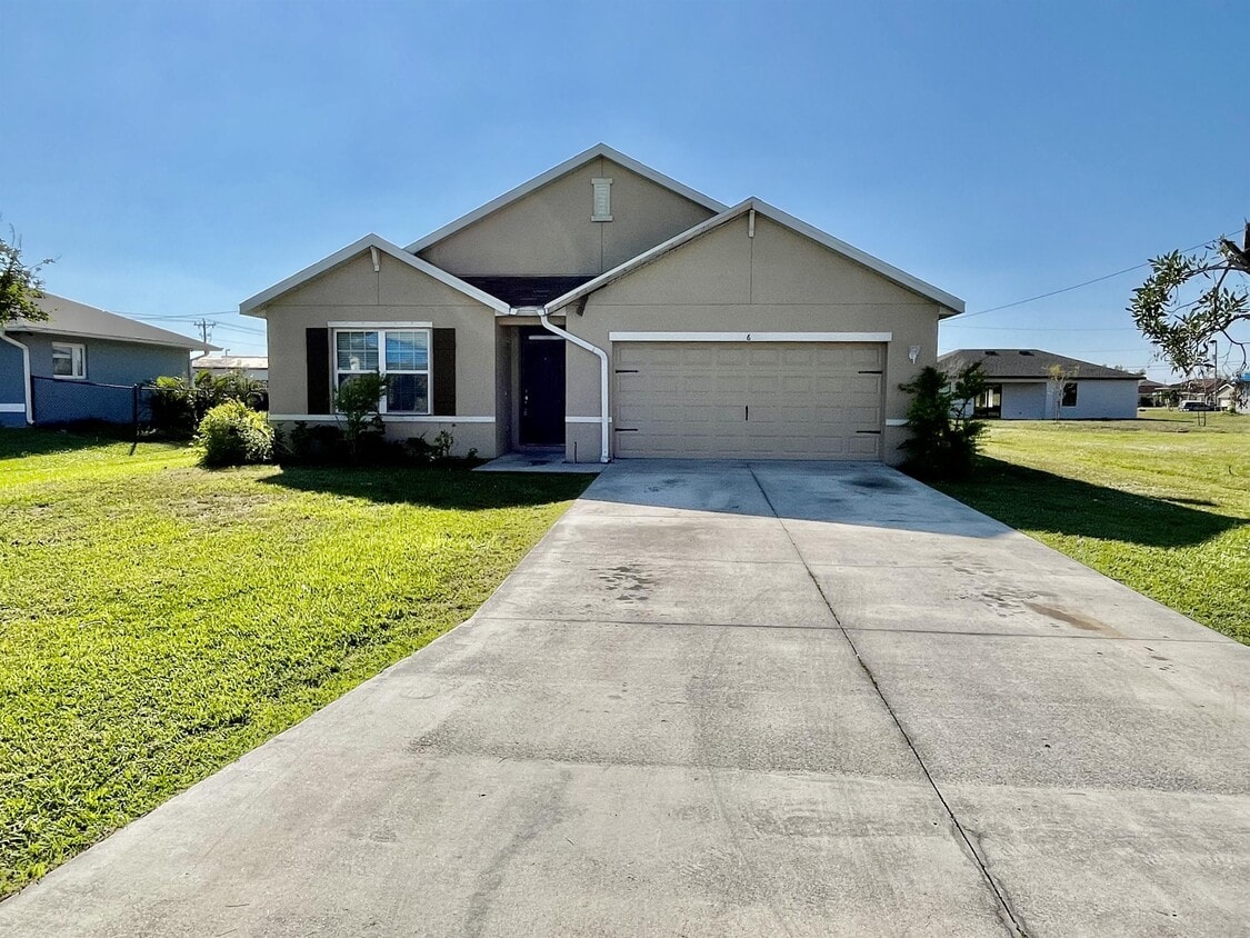 1610 SW 14th Terrace, Cape Coral, FL 33991 House for Rent in Cape