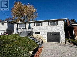 Building Photo - 135 Luxury Ave Building Photo - 135 Luxury Ave