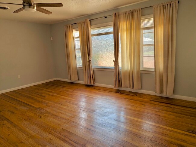 Foto del edificio - 3820 32nd St