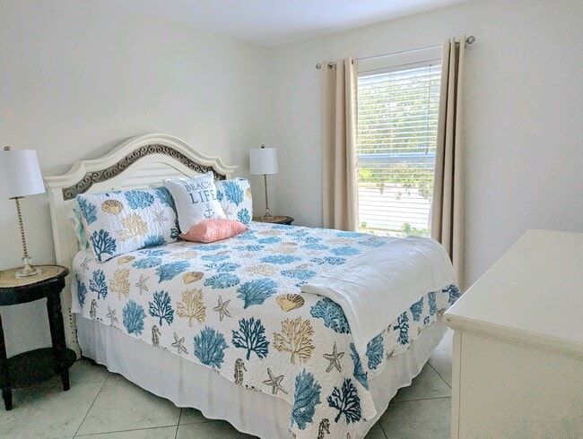 Building Photo - The Gardenia House