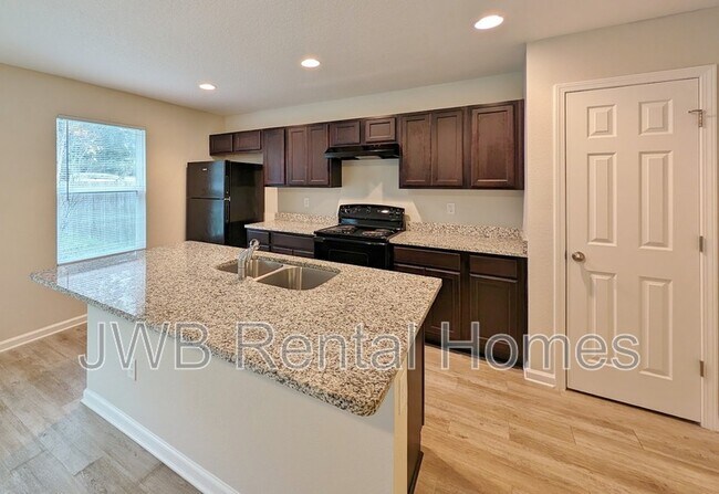 Foto del edificio - 1748 Callahan St