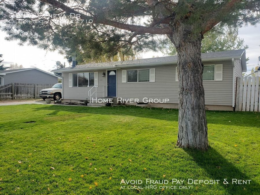 3810 Geneva Dr, Ammon, ID 83406 House Rental in Ammon, ID