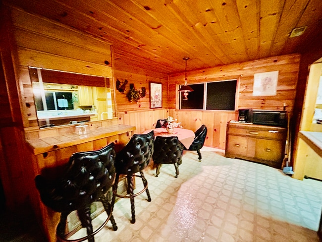 Foto del edificio - 515 Holmes Ln