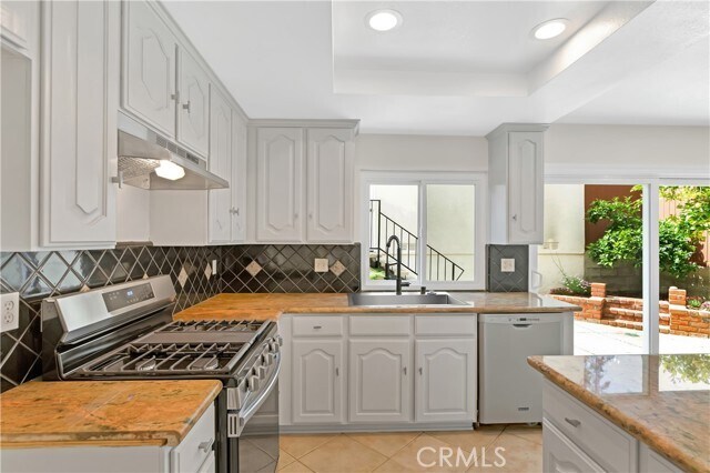 Building Photo - 1530 Stonewood Ct