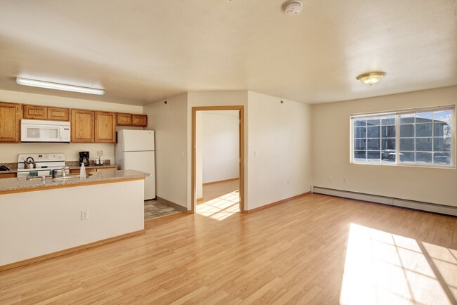 Timber Ridge Apartments - Kitchen and Living Room - Timber Ridge