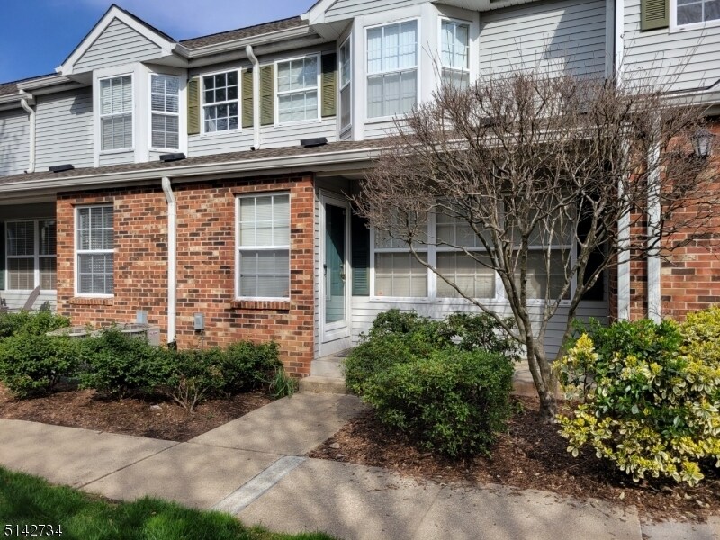 1005 Appleton Way, Whippany, NJ 07981 Townhome Rentals in Whippany NJ