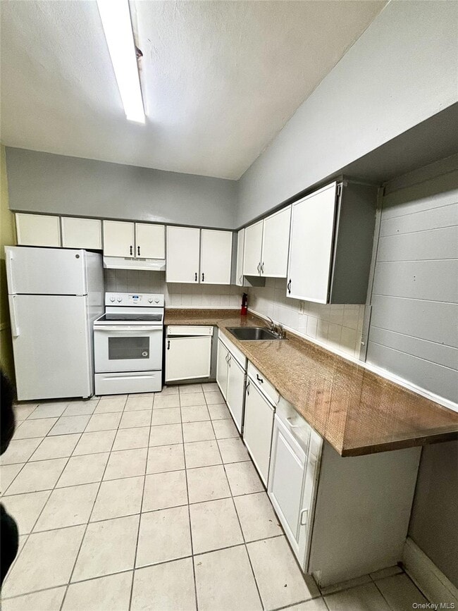 Building Photo - 2426-2428-2428 Grand Ave