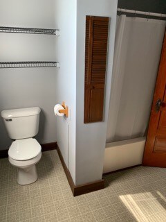 Foto del edificio - 1223 Daviess St