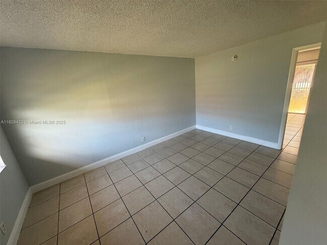 Building Photo - 95 NE 41st St