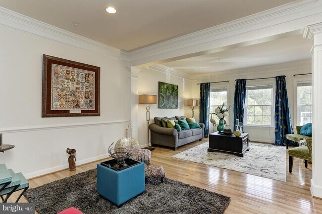 Foto del edificio - 1715 Chiswick Ct