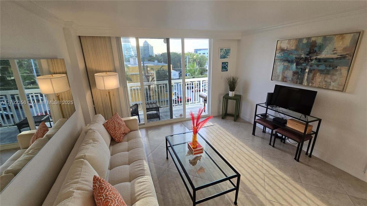 Primary Photo - 401 Ocean Dr