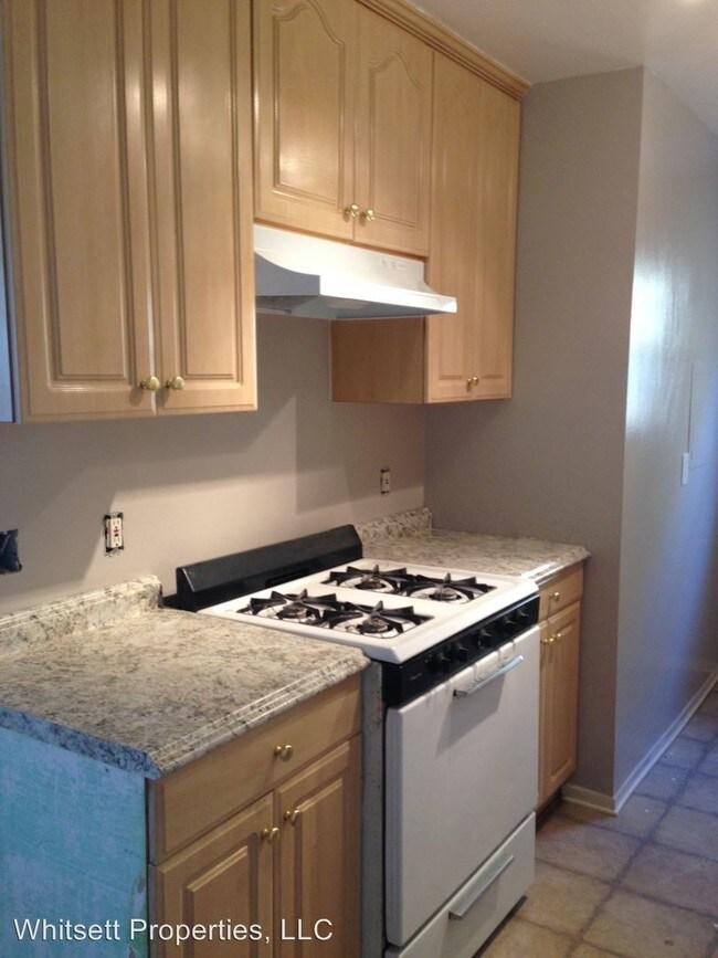 Building Photo - 5515 Klump Ave