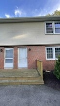 Building Photo - 10 Carolina Dr