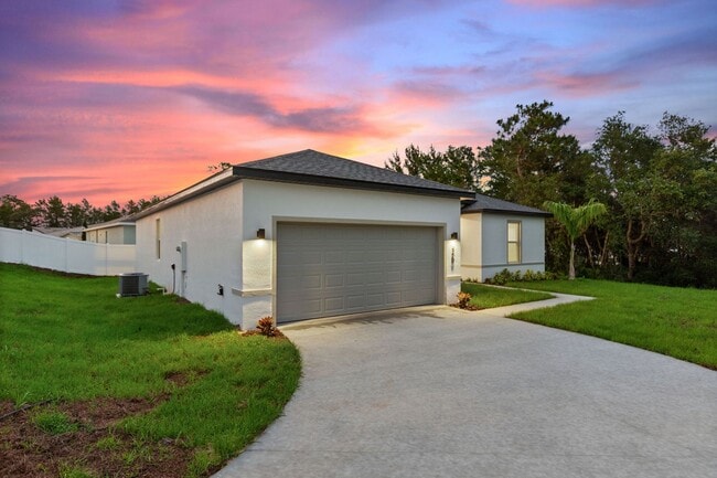 Building Photo - 360 Hibiscus Dr