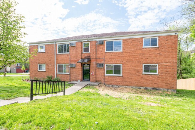 Foto del edificio - 4173 Pleasure Dr