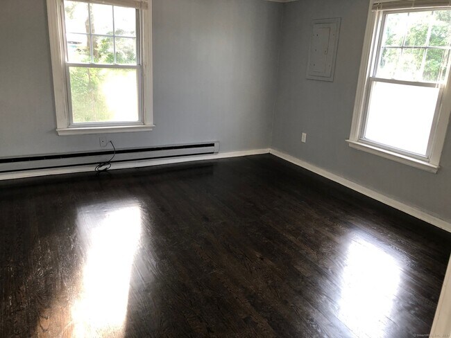 Building Photo - 57 Woodruff Ave