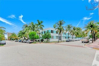 Building Photo - 135 3rd St