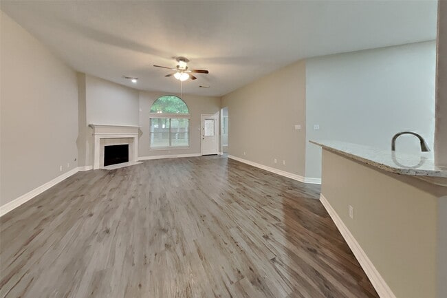 Building Photo - 18407 Lost Maples Ct