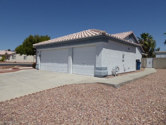Building Photo - 3812 Gramercy Ave