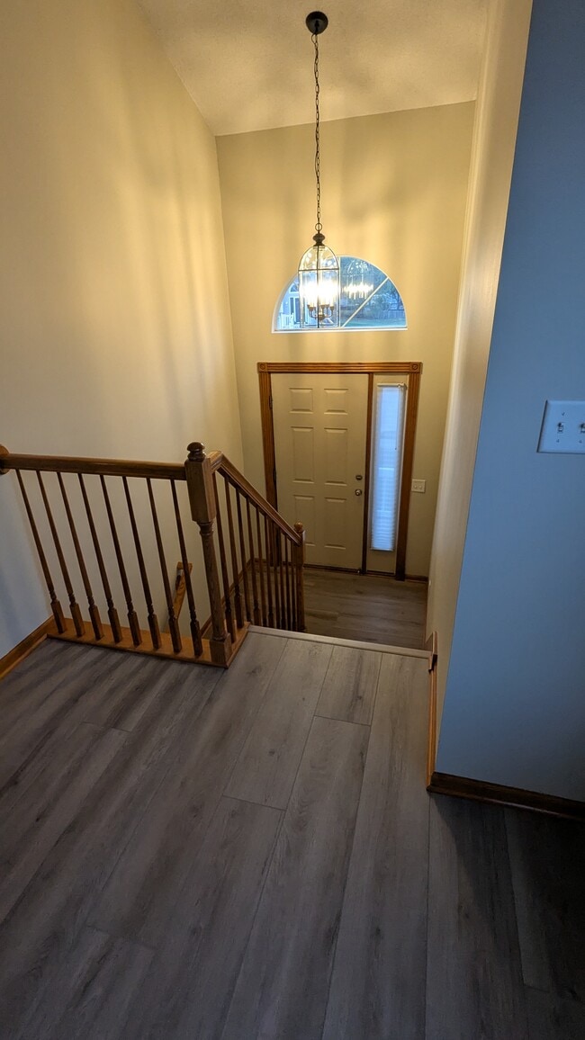 Entrada - 245 SW Chartwell Pl