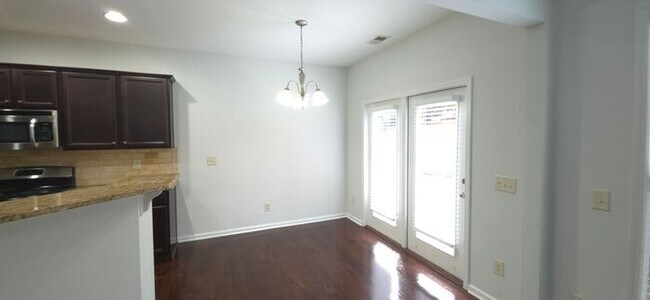 Building Photo - Elegant Modern Living Near Halcyon & Avalon
