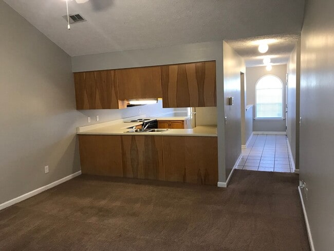 Foto del edificio - 248 E Veterans Blvd