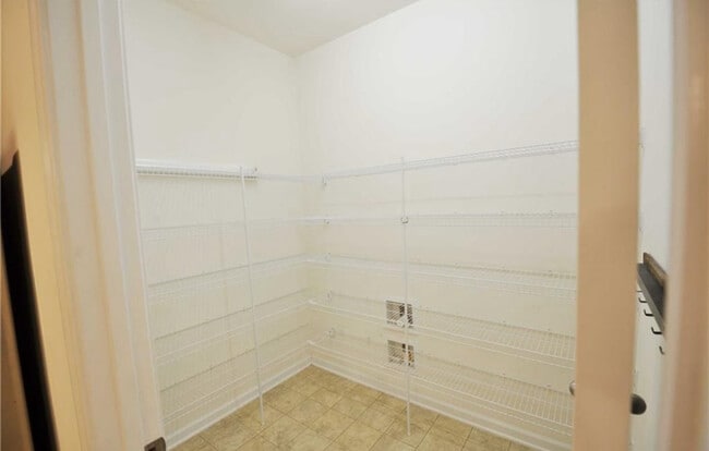 Foto del edificio - 1642 Ashmead Ln
