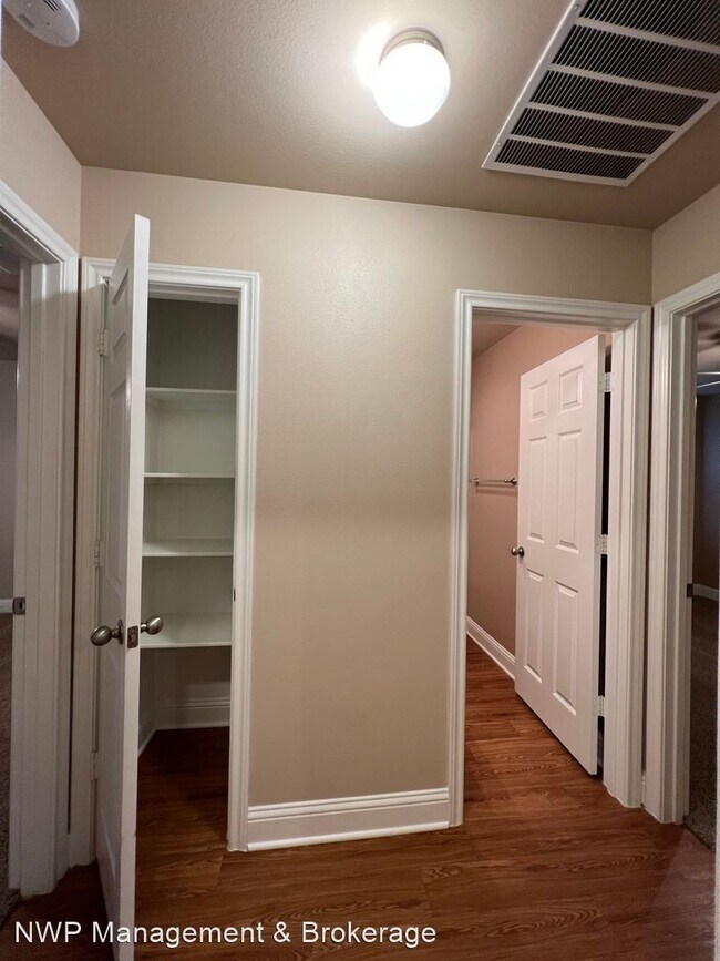 Building Photo - 3 br, 2 bath House - 12559 Kara Lynn Pl.