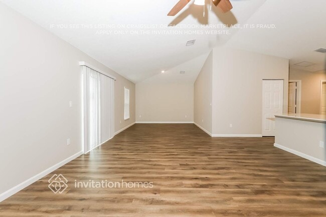 Foto del edificio - 440 SE Asbury Ln