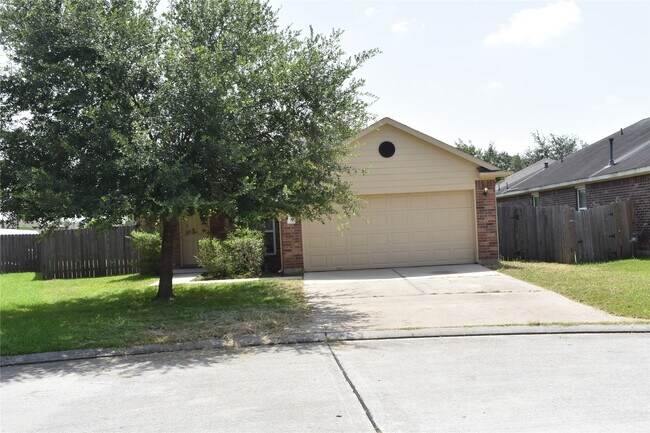 Foto del edificio - 20206 Sweet Magnolia Pl