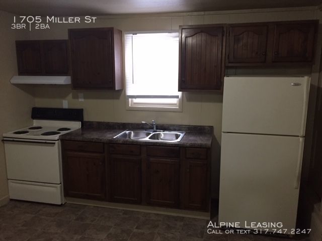 Foto del edificio - 1705 Miller St