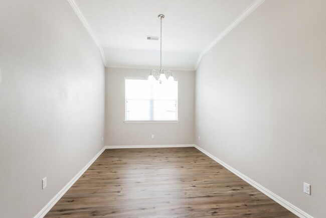 Foto del edificio - 24010 Clipper Hill Ln