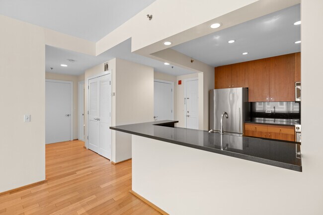 Kitchen - 3117 City Pl
