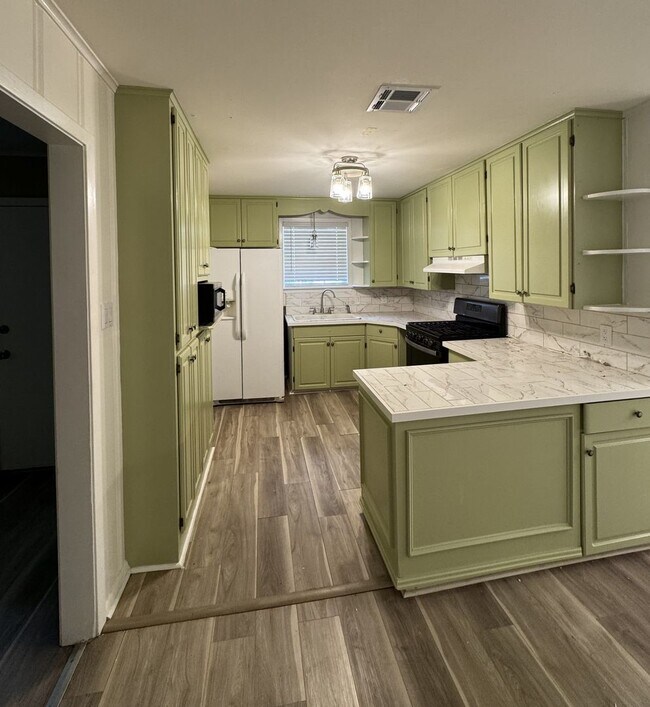 Foto del edificio - 5813 Starling Cir