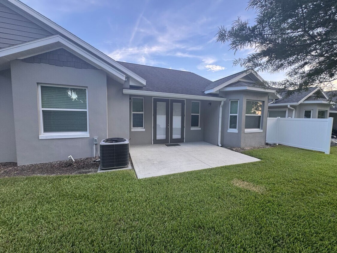 Building Photo - Modern 3-Bed, 2-Bath Home Near Downtown Ocala