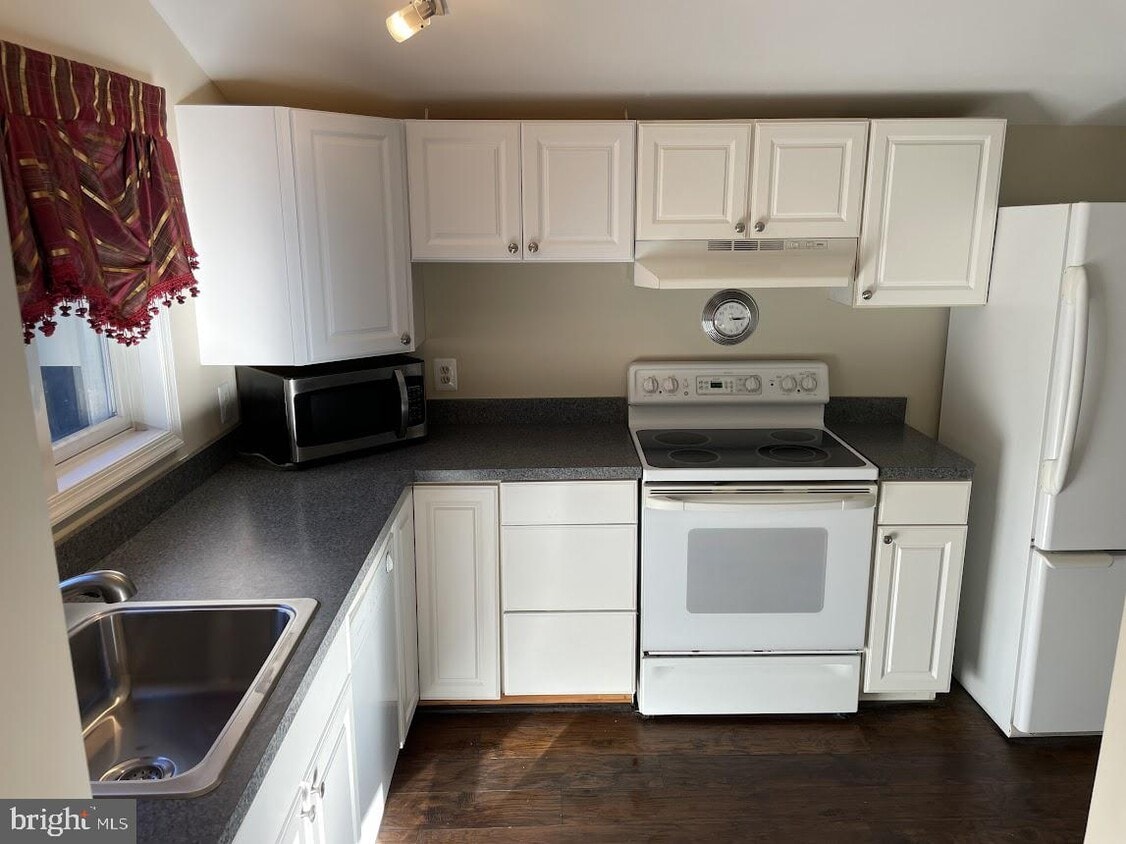 664 Arleigh Rd, Severna Park, MD 21146 House Rental in Severna Park