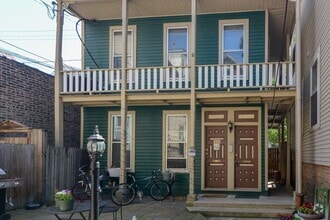 Building Photo - 3113 N Racine Ave