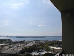 Building Photo - 98-402-402 Koauka Loop