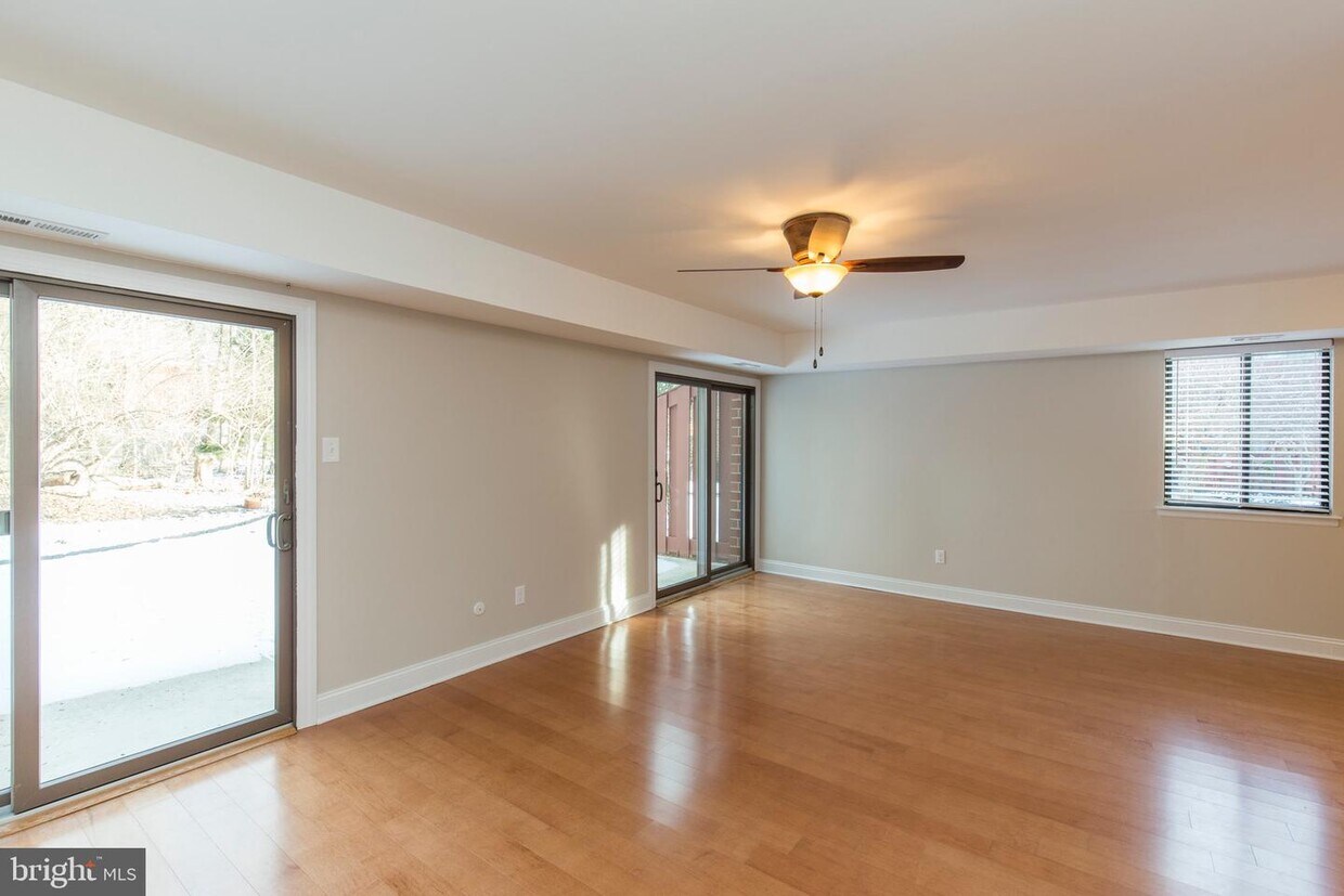 206 Worthington Dr, Exton, PA 19341 Townhouse for Rent in Exton, PA