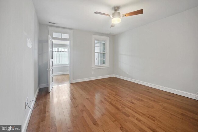 Foto del edificio - 1452 Spring Rd NW