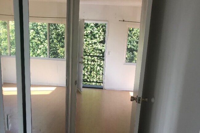 Foto del edificio - 2931 2nd St
