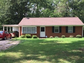 Building Photo - 4008 Wilmont Dr