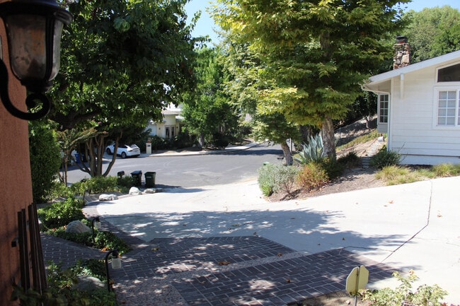 Building Photo - 4400 Portico Pl