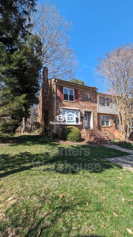 Foto del edificio - 1700 Cambridge Ct
