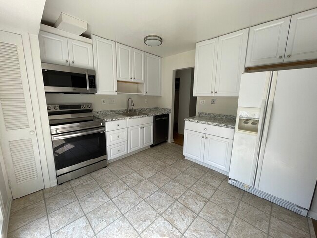 Building Photo - 4114 Conger St