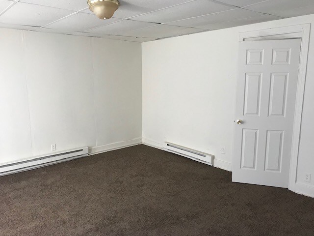 Primary Photo - 33 N Belvidere Ave