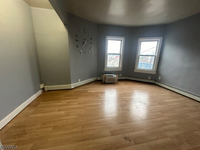 Foto del edificio - 125 E 23rd St